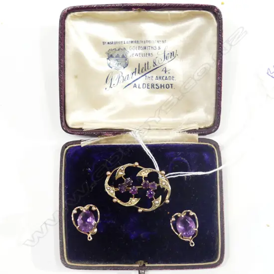 GOLD AMETHYST EARRINGS AND BROOCH