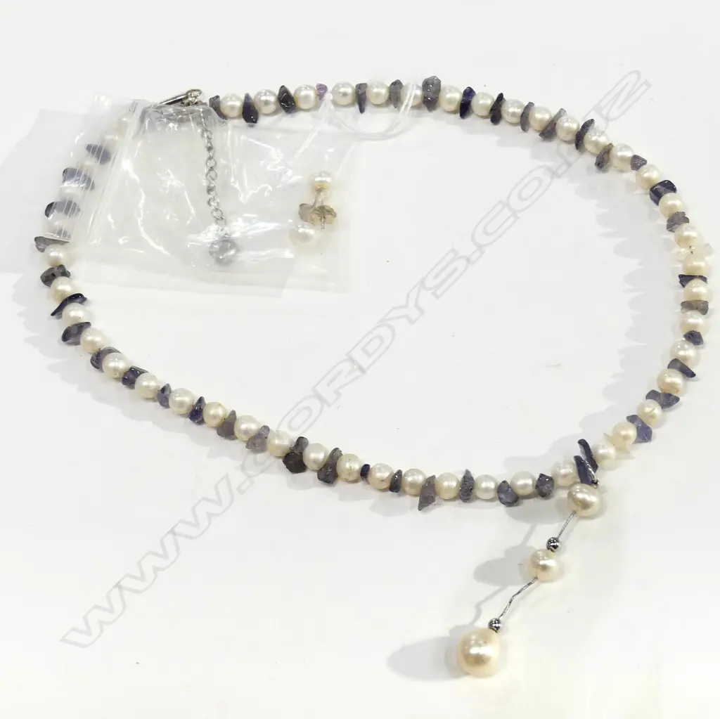 PEARL & AMETHYST NECKLACE & PEARL STUDS  Image 1++