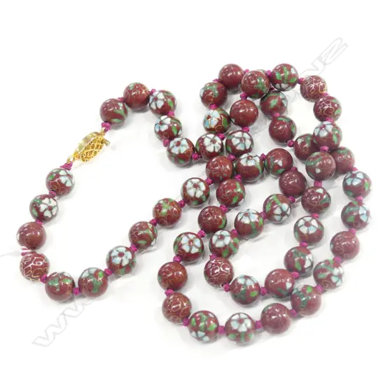 CLOISONNE BEADS WITH SIL/GILT CLASP