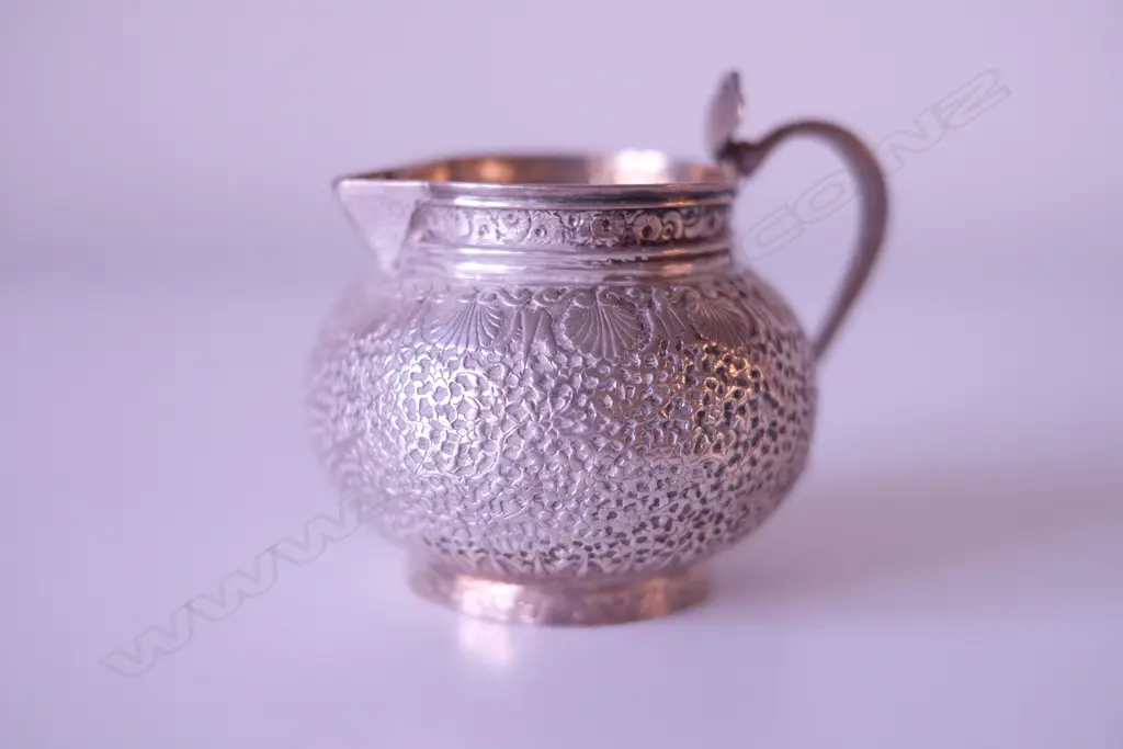 EASTERN SILVER CREAMER W/ SNAKE HANDLE 125gms Image 1++