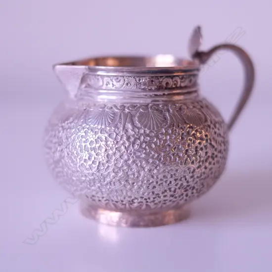 EASTERN SILVER CREAMER W/ SNAKE HANDLE 125gms