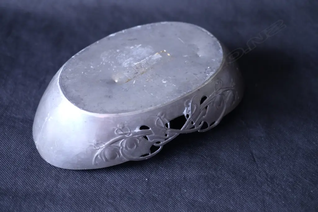 An Archibald Knox design English Pewter dish Image 1++