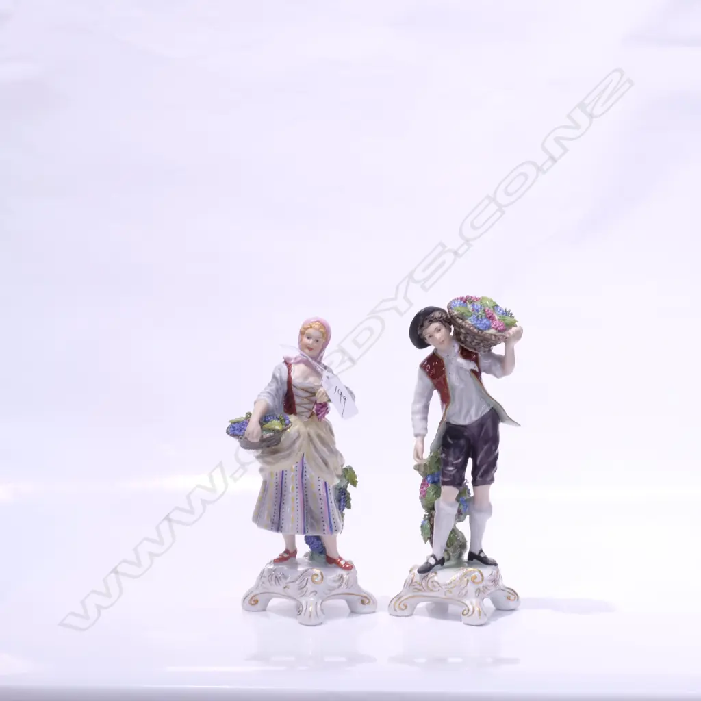 2 ROYAL DUX FIGURES H. 220MM Image 1++