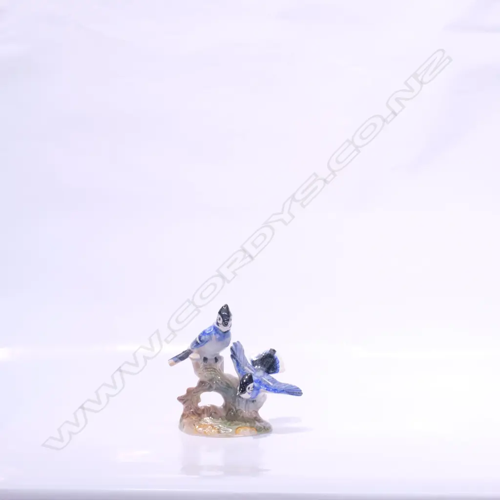 BESWICK BLUE JAY BIRDS FIGURINE Image 1++