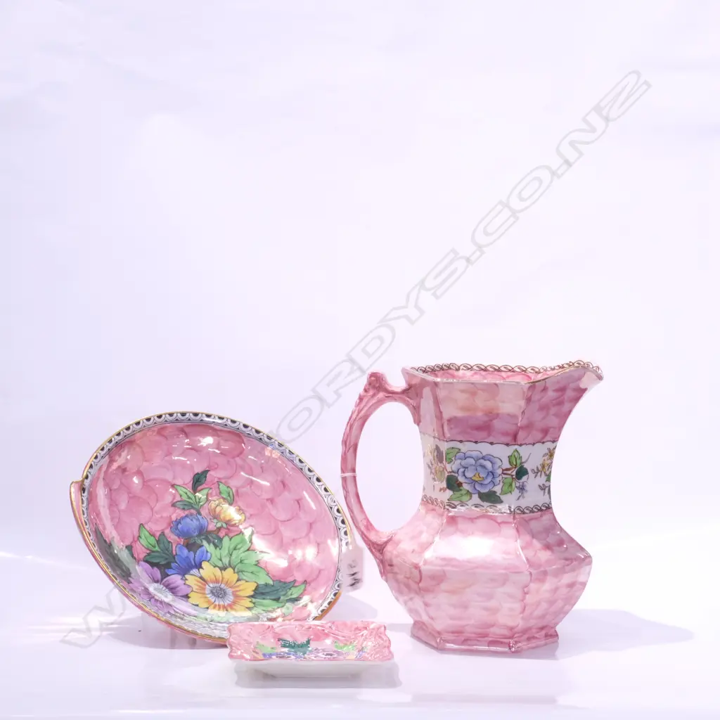 MAILING PINK THUMBPRINT JUG + 2 PLATES Image 1++