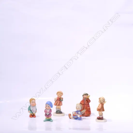 7 ASST GOEBEL FIGURES INCL. 2 OF 7 DWARVES