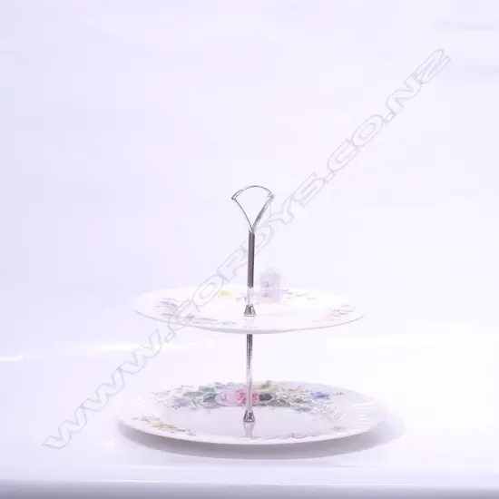 R/DOULTON 2 TIER CAKE STAND