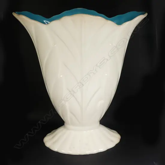 BESWICK FLARED VASE, TURQUOISE INTERIOR #844-2