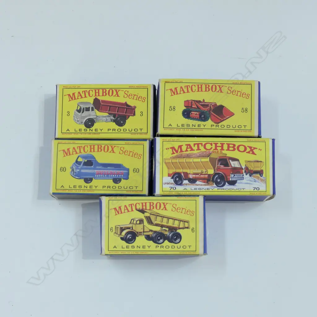 5 ASST BOXED MATCHBOX CARS Image 1++