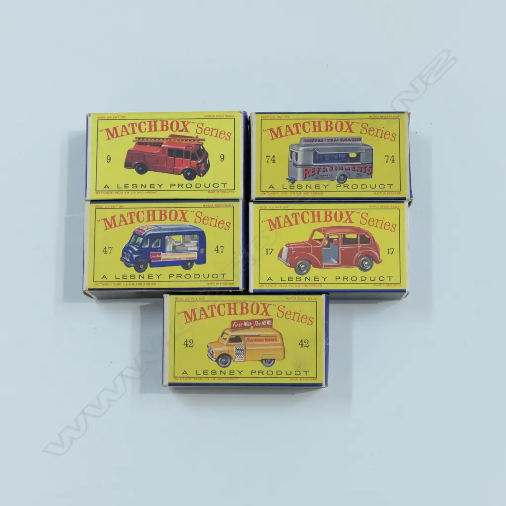 5 ASST BOXED MATCHBOX CARS Image 1++