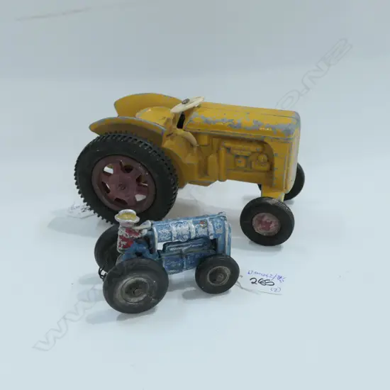 TWO FUN HO TRACTORS L. 190MM