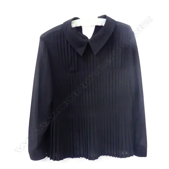 GOOD VINTAGE BLACK CHIFFON-STYLE PLEATED TOP