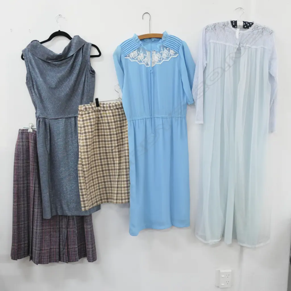 2 DAY WEAR DRESSERS; 2 WINTER SKIRTS; 1 DRESSING GOWN Image 1++