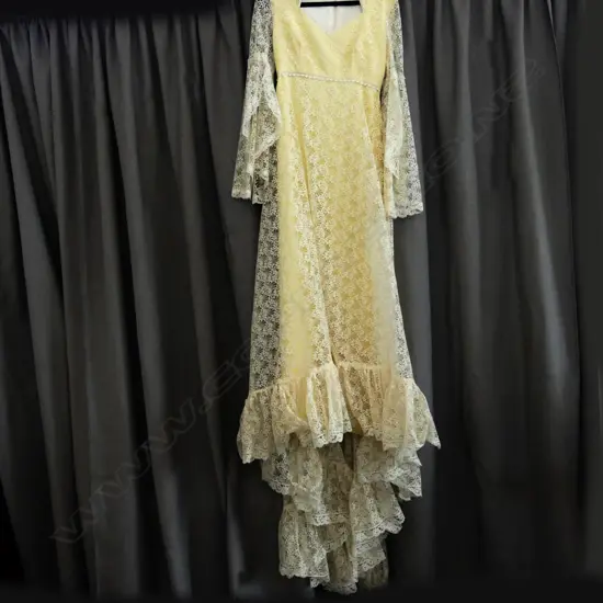 WEDDING DRESS, RICH CREAM LACE, LONG TRAIN/SWEET HEART NECK LINE