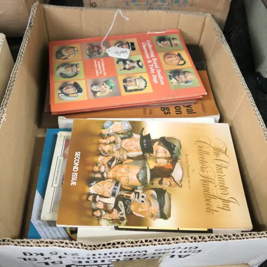 LOT ASST DOULTON COLLECTORS BOOKS 