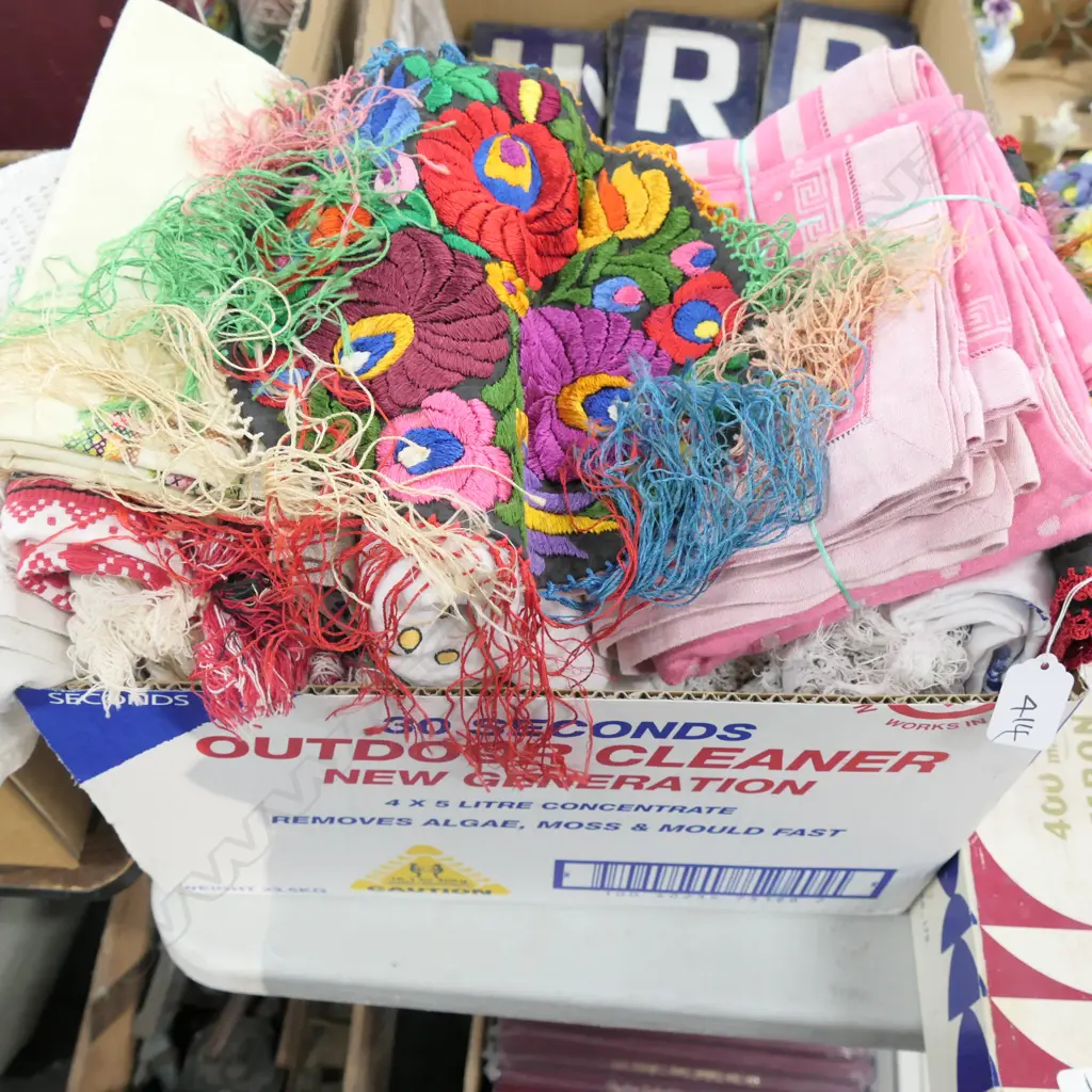 BOX ASST LINENS / EMBROIDERIES ETC Image 1++