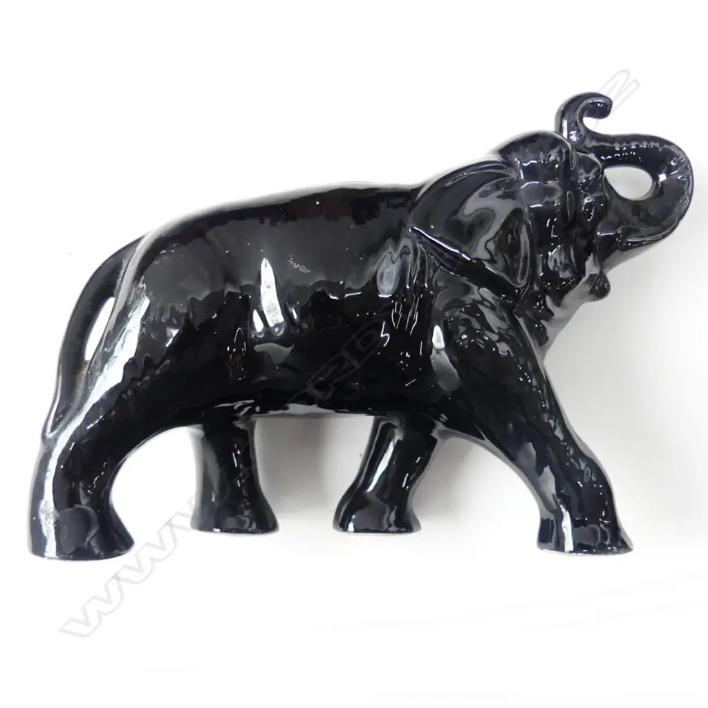 LOT SYLVAC ANIMALS R/COPENHAGEN SCENT BOTTLES WITH RARE CROWN LYNN ELEPHANT Image 1++