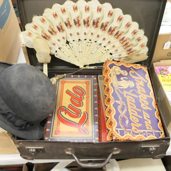 VINTAGE BRIEFCASE W/ VINTAGE BOXED BOARDGAMES
