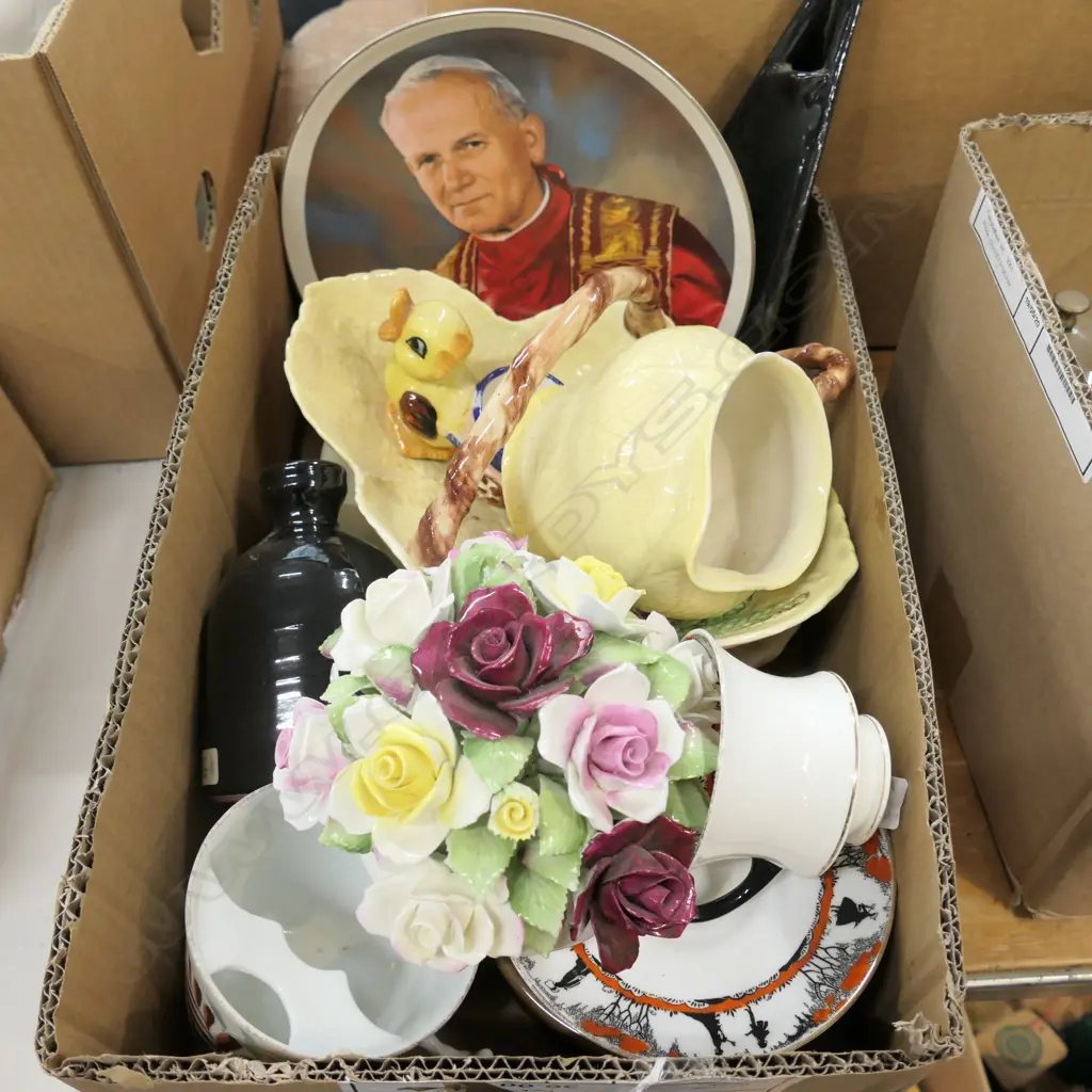 LOT ASST CHINA INCL. AYNSLEY / CARLTONWARE ETC Image 1++