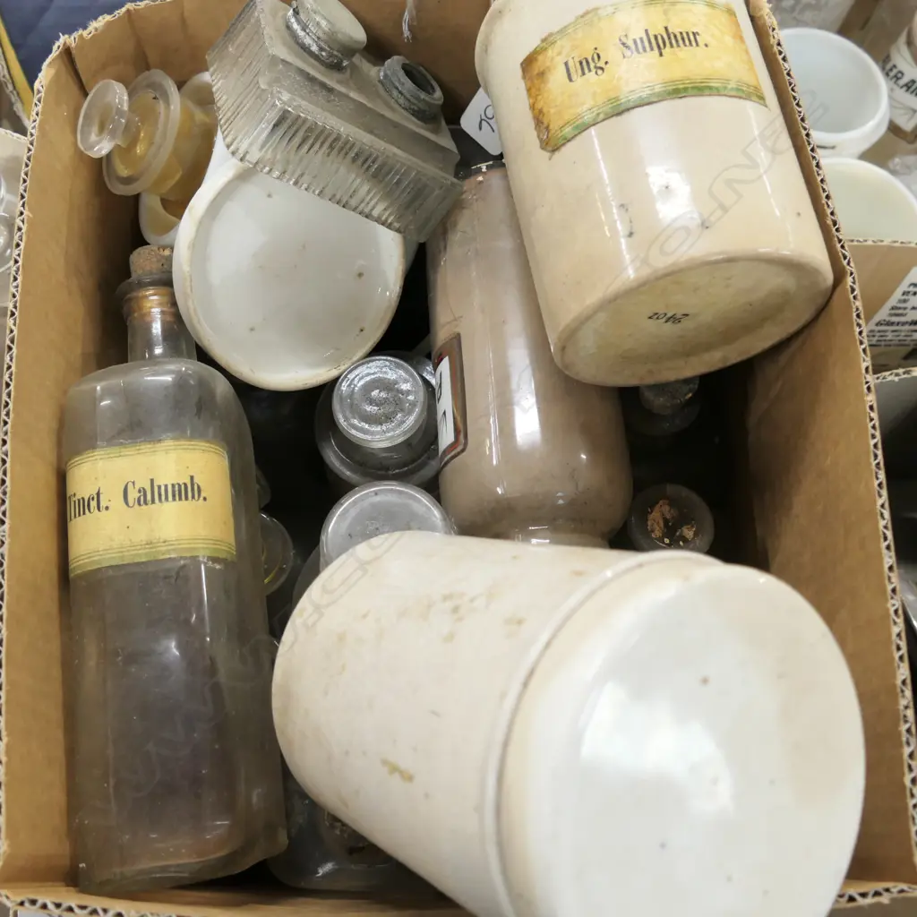 LOT ASST APOTHECARY JARS AND BOTTLES Image 1++