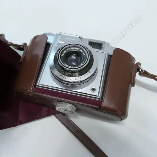 ZIESS IKON CONTINA 35MM CAMERA; 17431