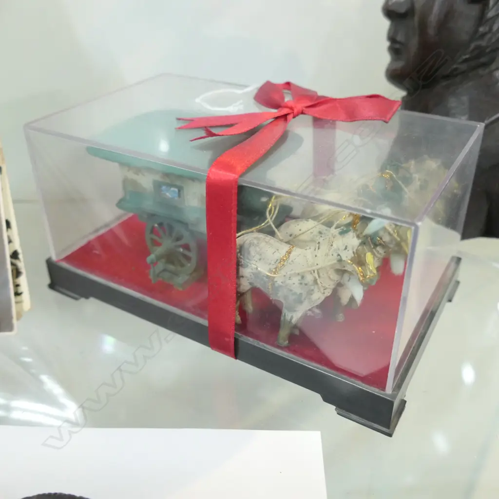 CHINESE CARRIAGE AND BOX L. 140MM Image 1++