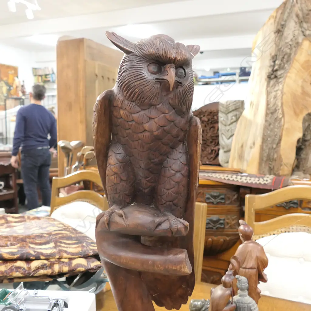 LARGE WELL CARVED WOODEN OWL, H. 630MM Image 1++
