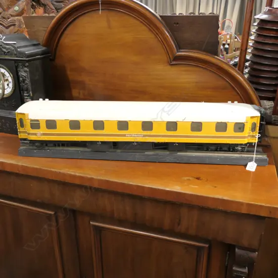 SCALE MODEL NORTHERNER PASSENGER CARRIAGE L. 720MM