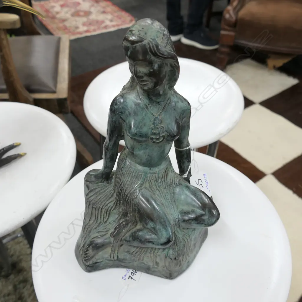 BRONZE FIGURE, PANIA OF THE REEF, H. 280MM Image 1++