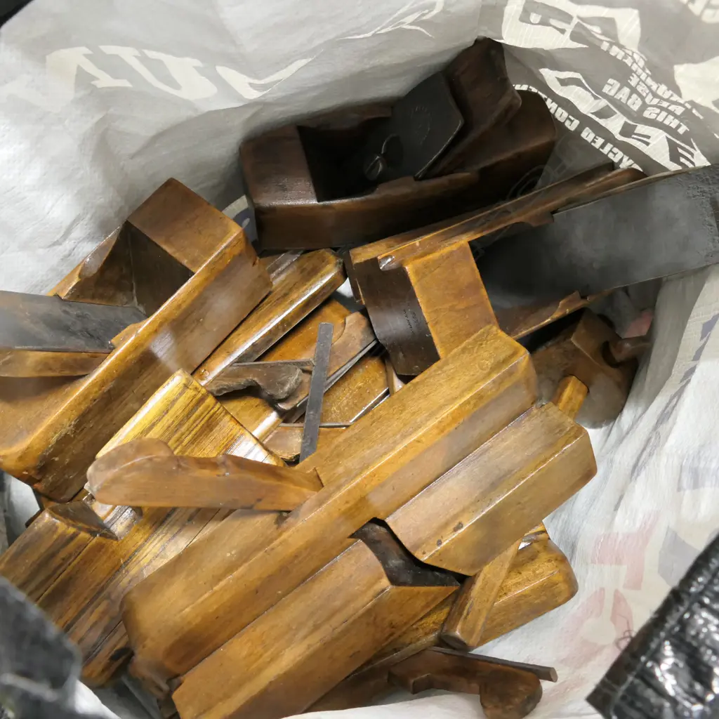 LOT ASST WOODEN MOULDING PLANES Image 1++