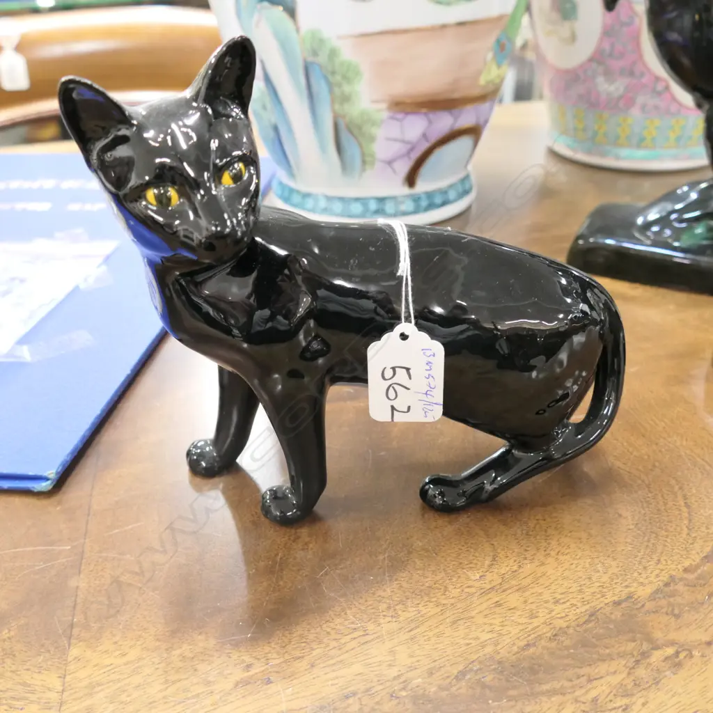 ROYAL DOULTON SIAMESE CAT H 160 MM Image 1++