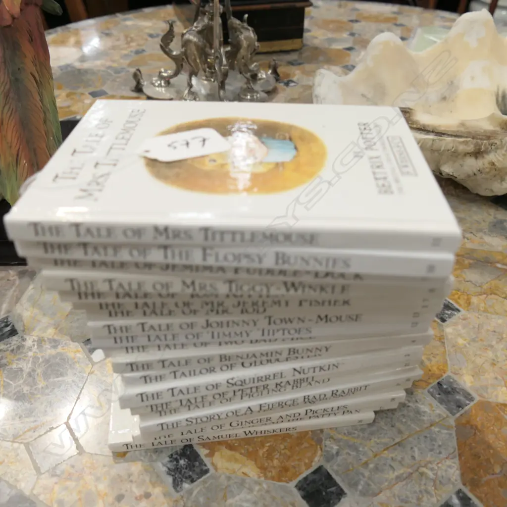 SET TEN BEATRIX POTTER BOOKS Image 1++