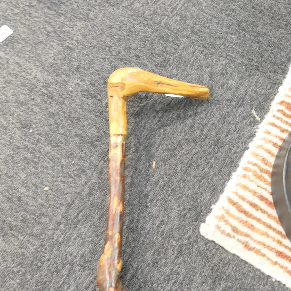 NATURAL WOOD WALKING STICK H860 MM Image 1++