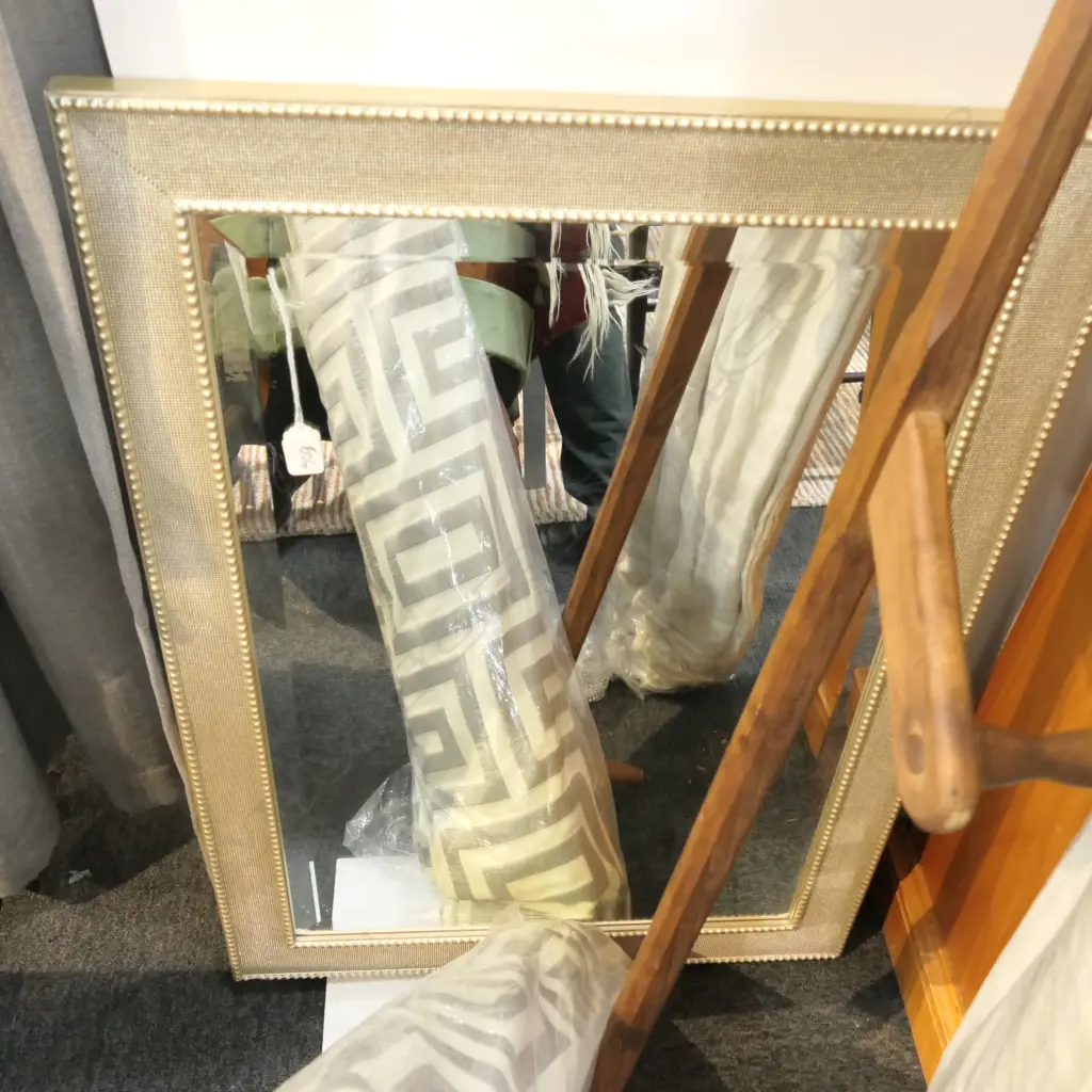 MIRROR WITH SILVERED FRAME 900 X 840 MM  Image 1++