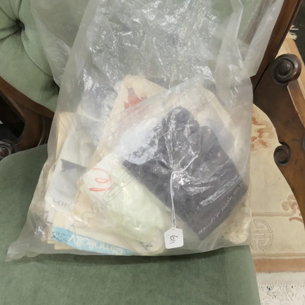 LOT ASST LACE WORK/PATTERNS/GLOVES ETC Image 1++