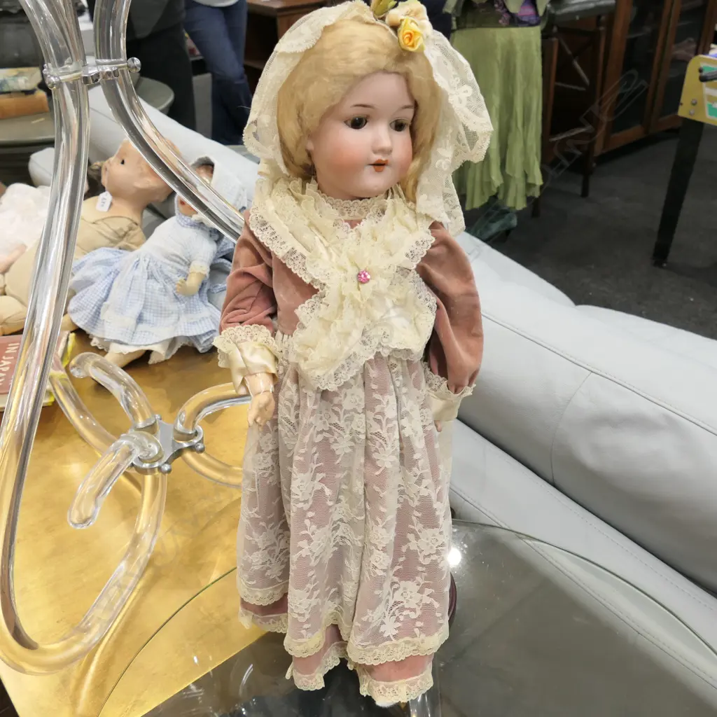 GERMAN A-M 390 PORCELAIN DOLL Image 1++