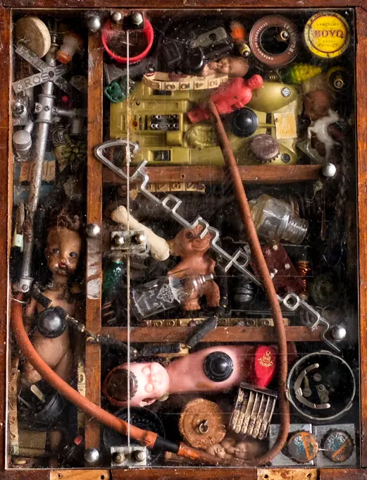 RETROSPECTACLE NO. 2 ASSEMBLAGE BY ANDREW HALL 425MM X 330MM Image 1++