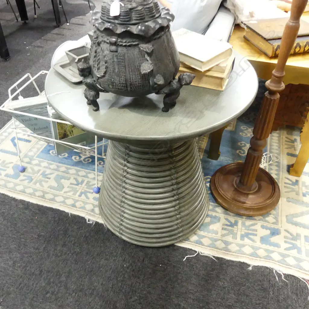 CAVIT & CO. GLASS TOPPED DINING TABLE THE BASE CAN BE USED WITH OR WITHOUT THE GLASS TOP. 1500 X 1900 X 740MM Image 1++