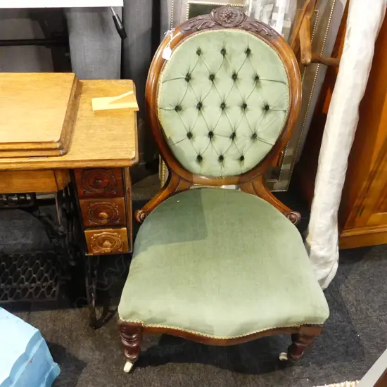 VICTORIAN WALNUT GRANDMOTHER CHAIR H. 890MM