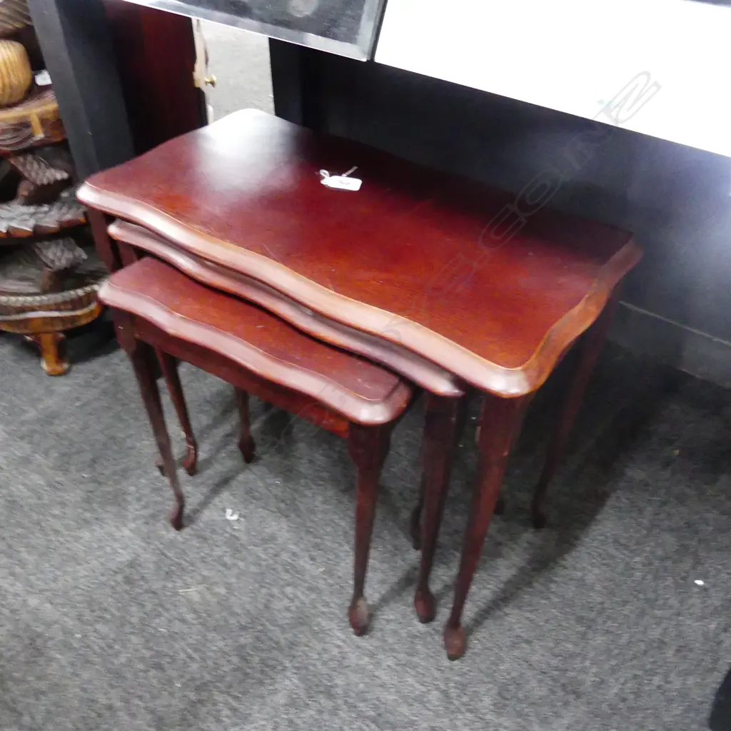 THREE NESTED TABLES LARGEST H. 460 MM Image 1++