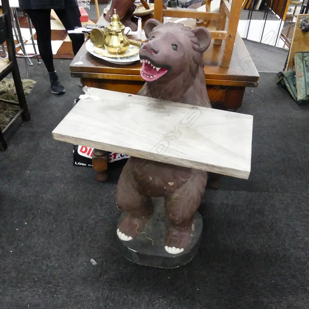 LARGE BLACK FOREST STYLE BEAR WITH A TRAY H. 1000MM Image 1++