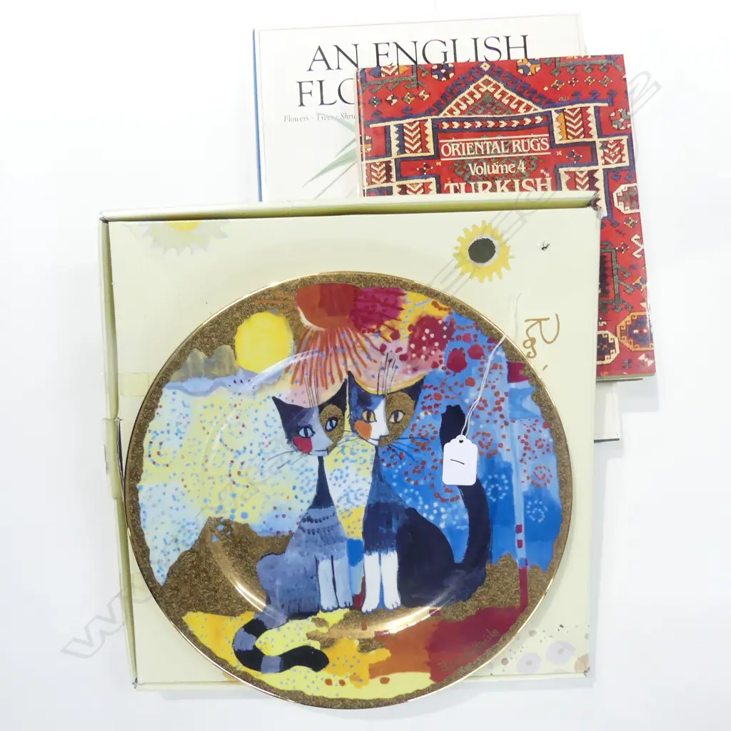 GOEBEL LTD ED LARGE CAT PLATE + 2 BOOKS Image 1++