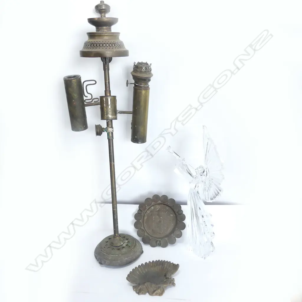 PART BRASS KERO LAMP + 2 DISHES AND PERSPEX ANGEL Image 1++