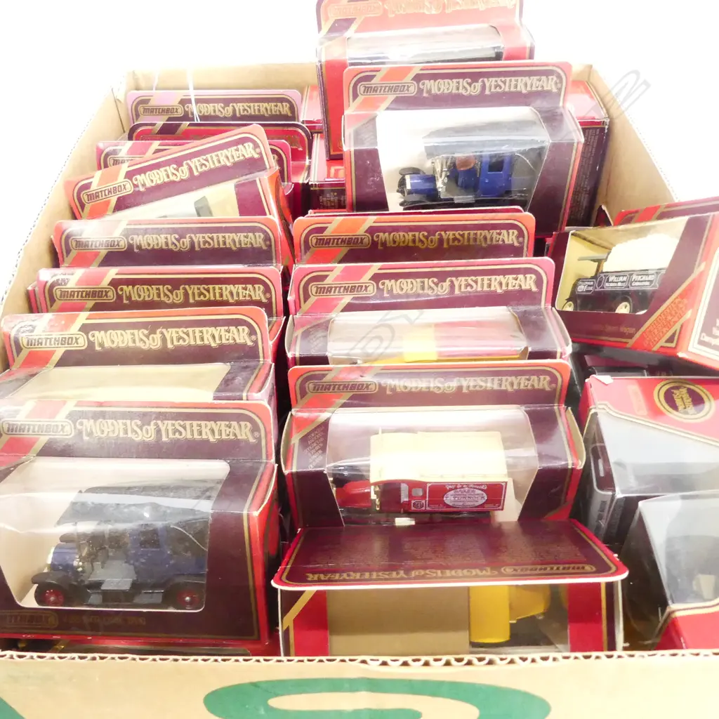 BOX OF 44 MATCHBOX YESTERYEAR MODELS Image 1++