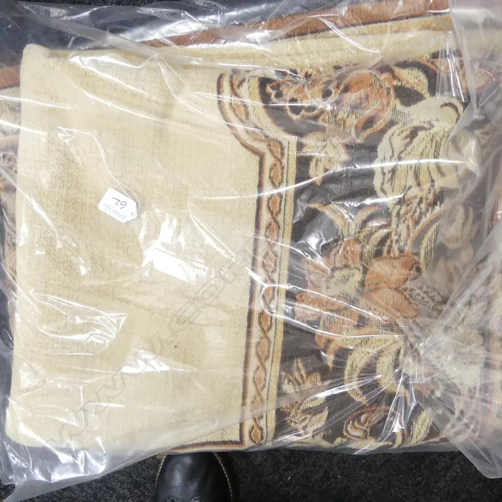 LARGE AUBUSSON STYLE RUG Image 1++