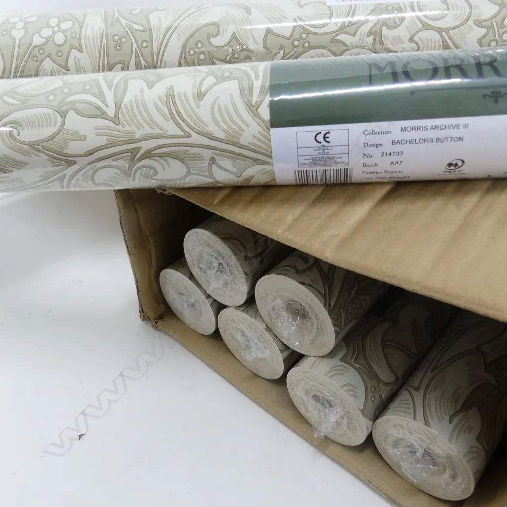 8 ROLLS MORRIS & CO BACHELORS BUTTON WALLPAPER Image 1++