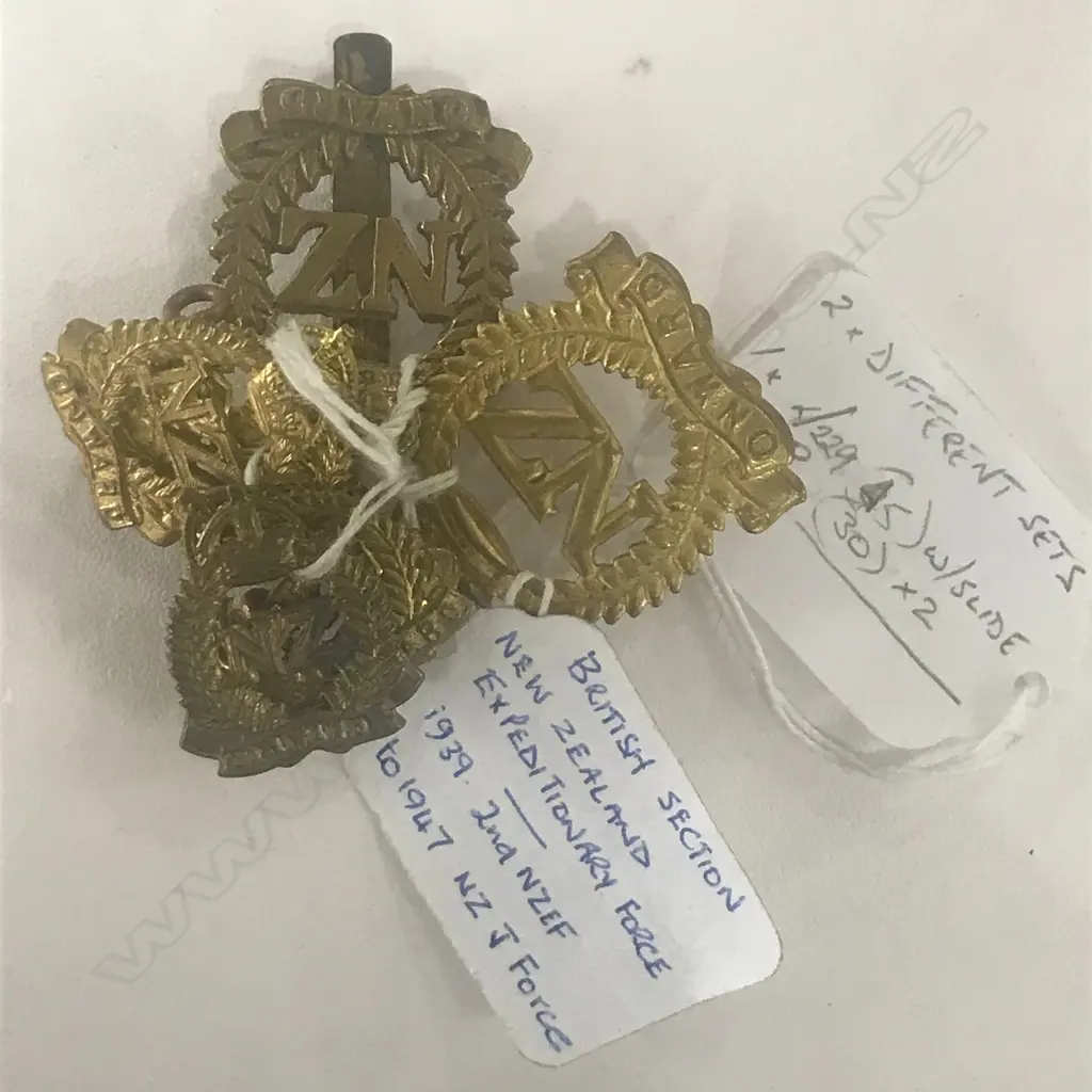 2 SETS: BRITISH SECTION NZEF BADGES (6) Image 1++