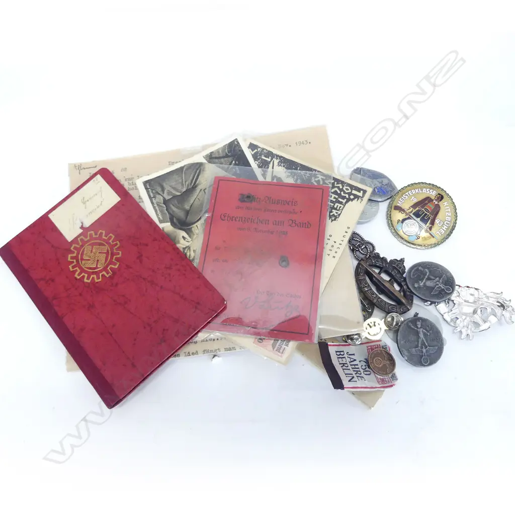 GERMAN WWII EPHEMERA / BADGES ETC (More...) Image 1++