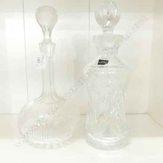 2 CUT CRYSTAL DECANTERS H. 330MM