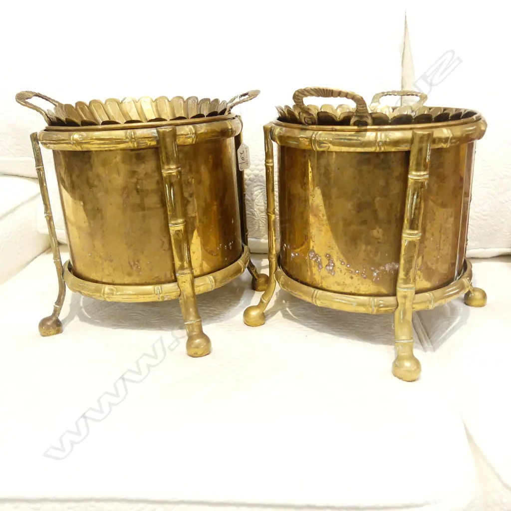 TWO BRASS PLANTERS AND JARDIERES Image 1++